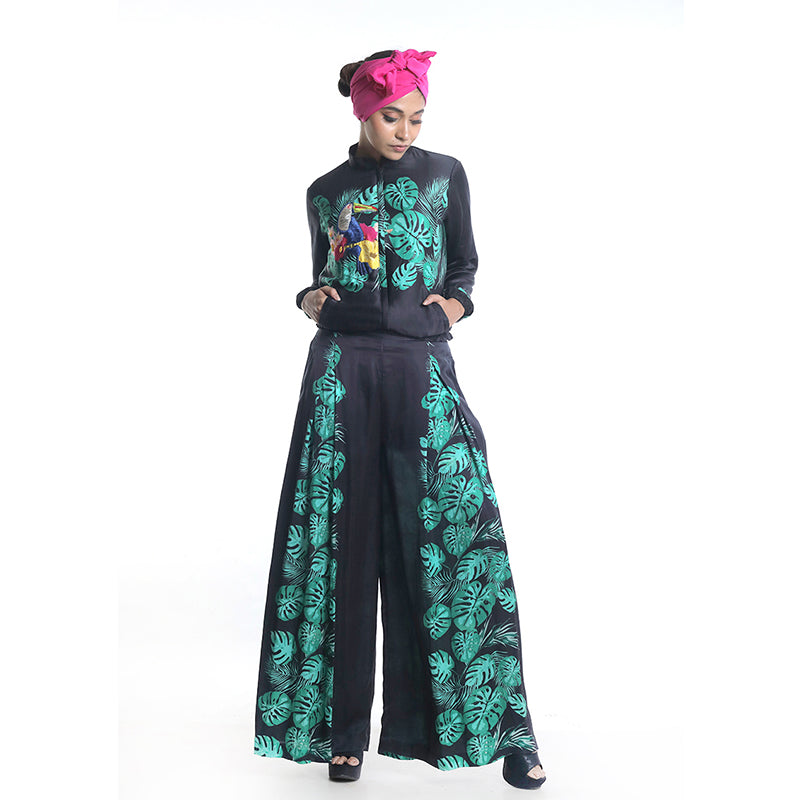 TOUCAN PRINTED BOMBER JACKET WITH EMBROIDERY HIGHLIGHT AND PRINTED TROUSERS