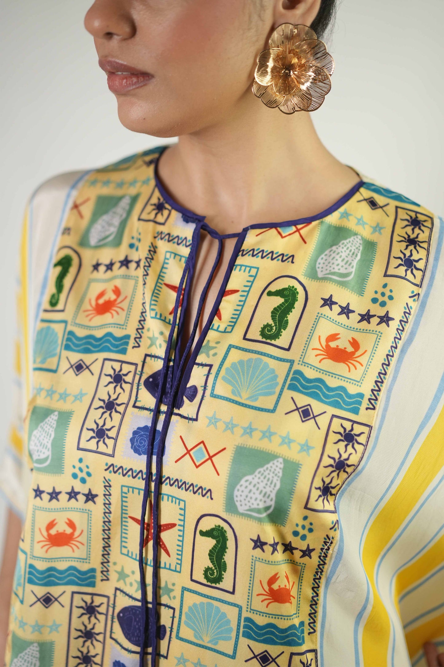 Bold stripes and colourful sea elements printed kaftan