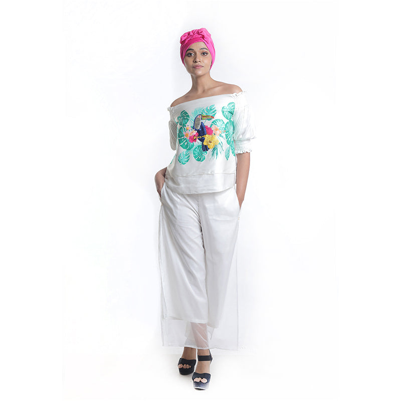 TOUCAN PRINTED EMBROIDERY HIGHLIGHTING OFFSHOULDER TOP WITH LAYERED TROUSERS