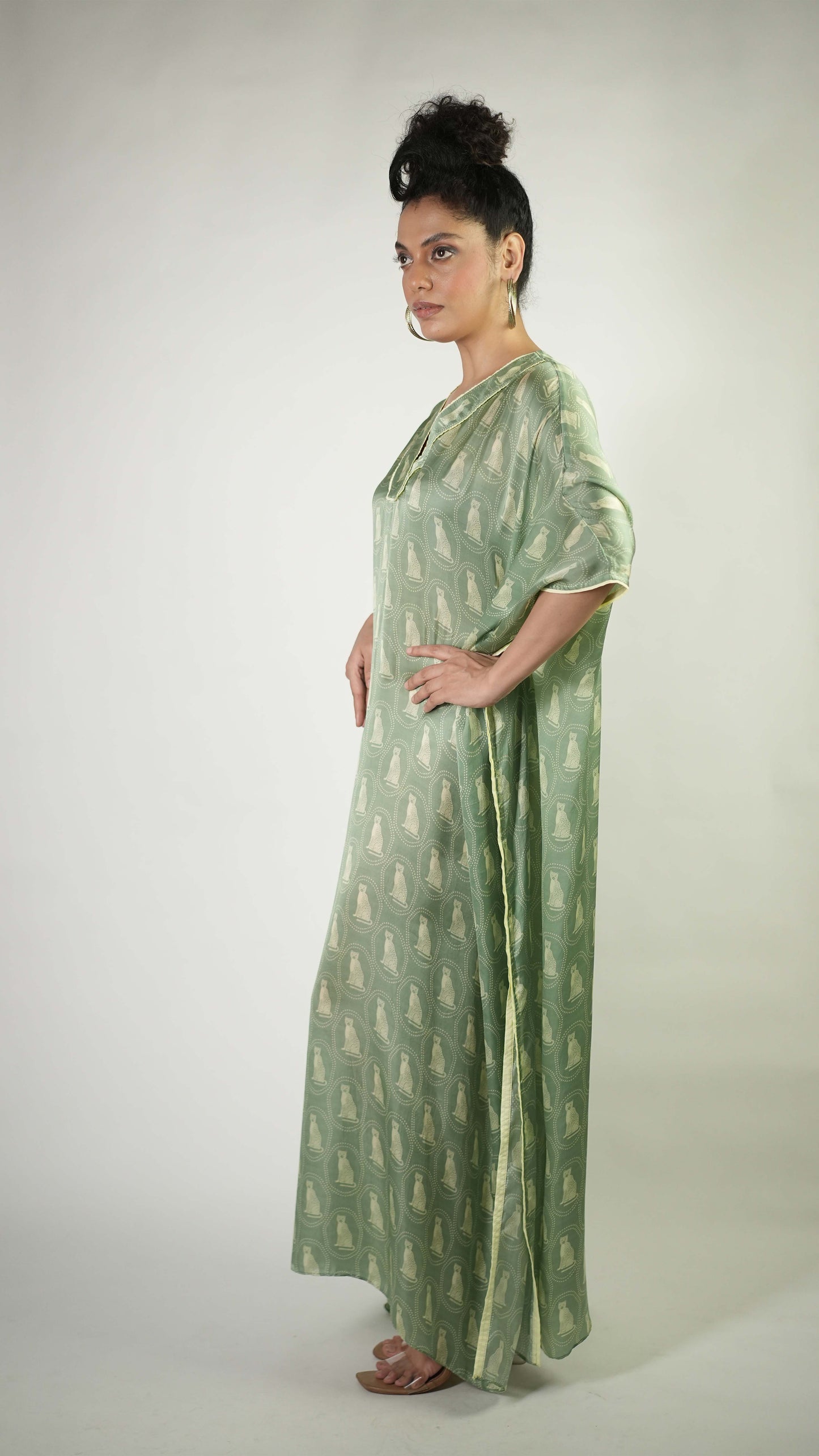 Cheetah printed kaftan