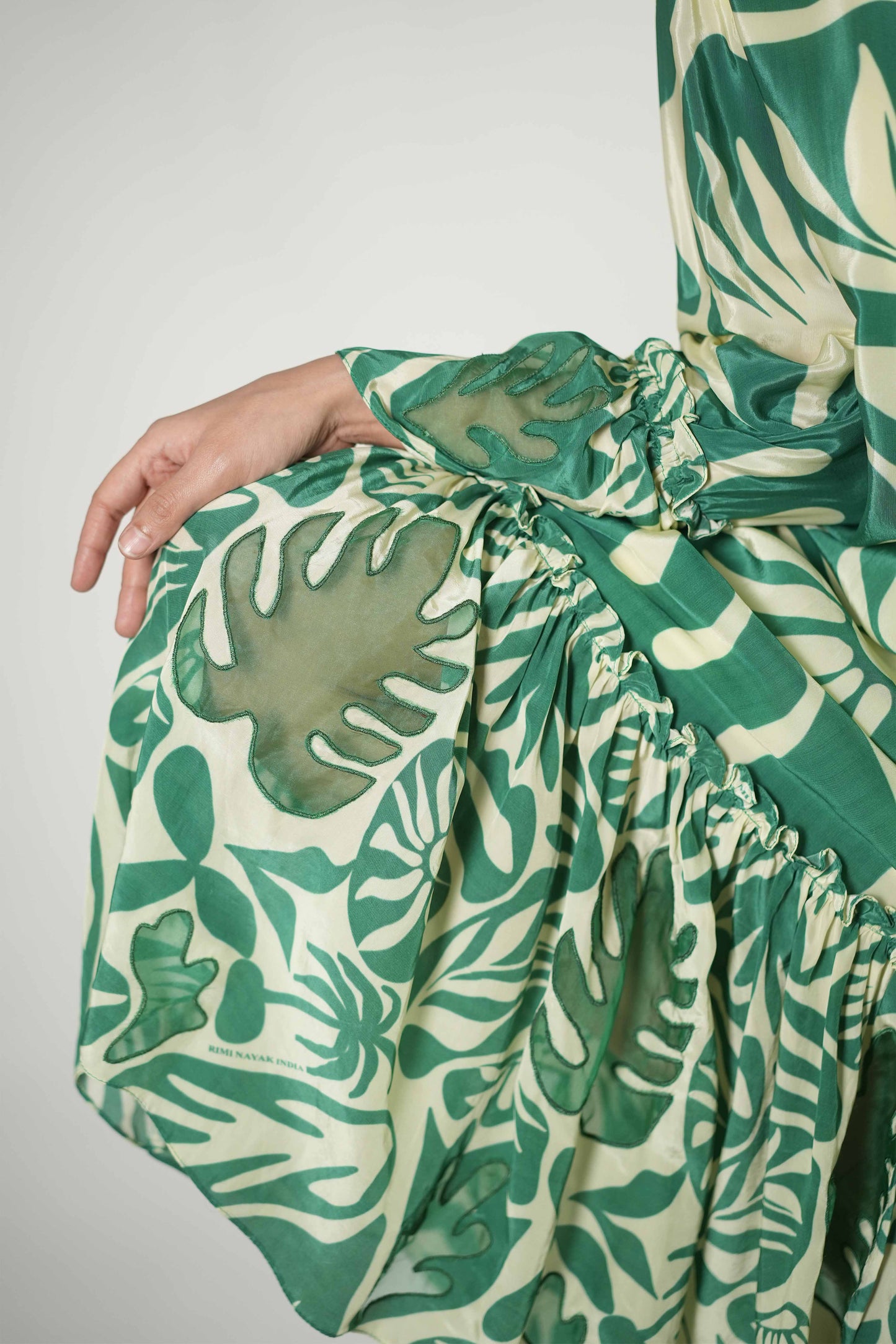 Tropical elements printed dress