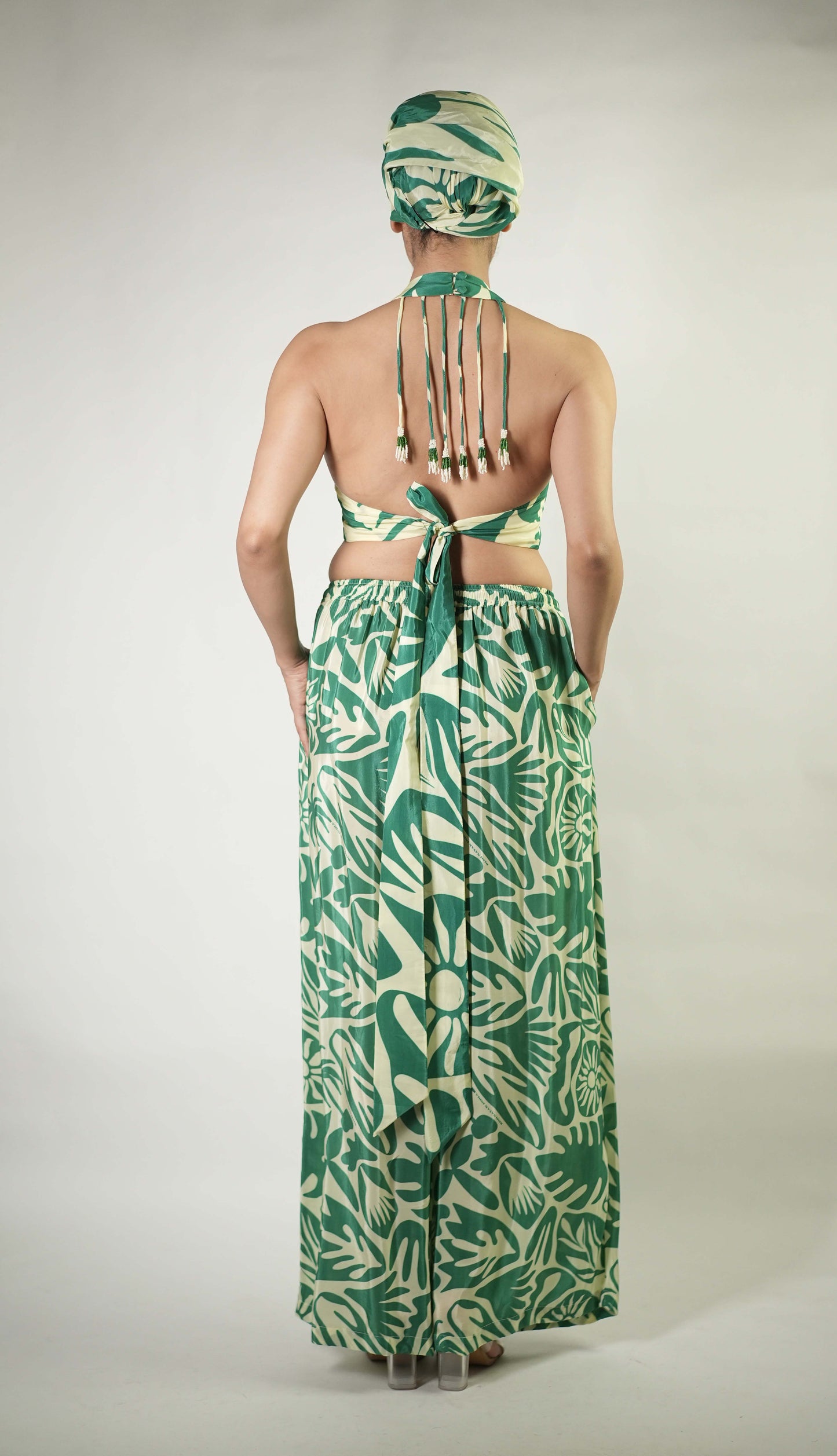 Tropical elements printed trousers