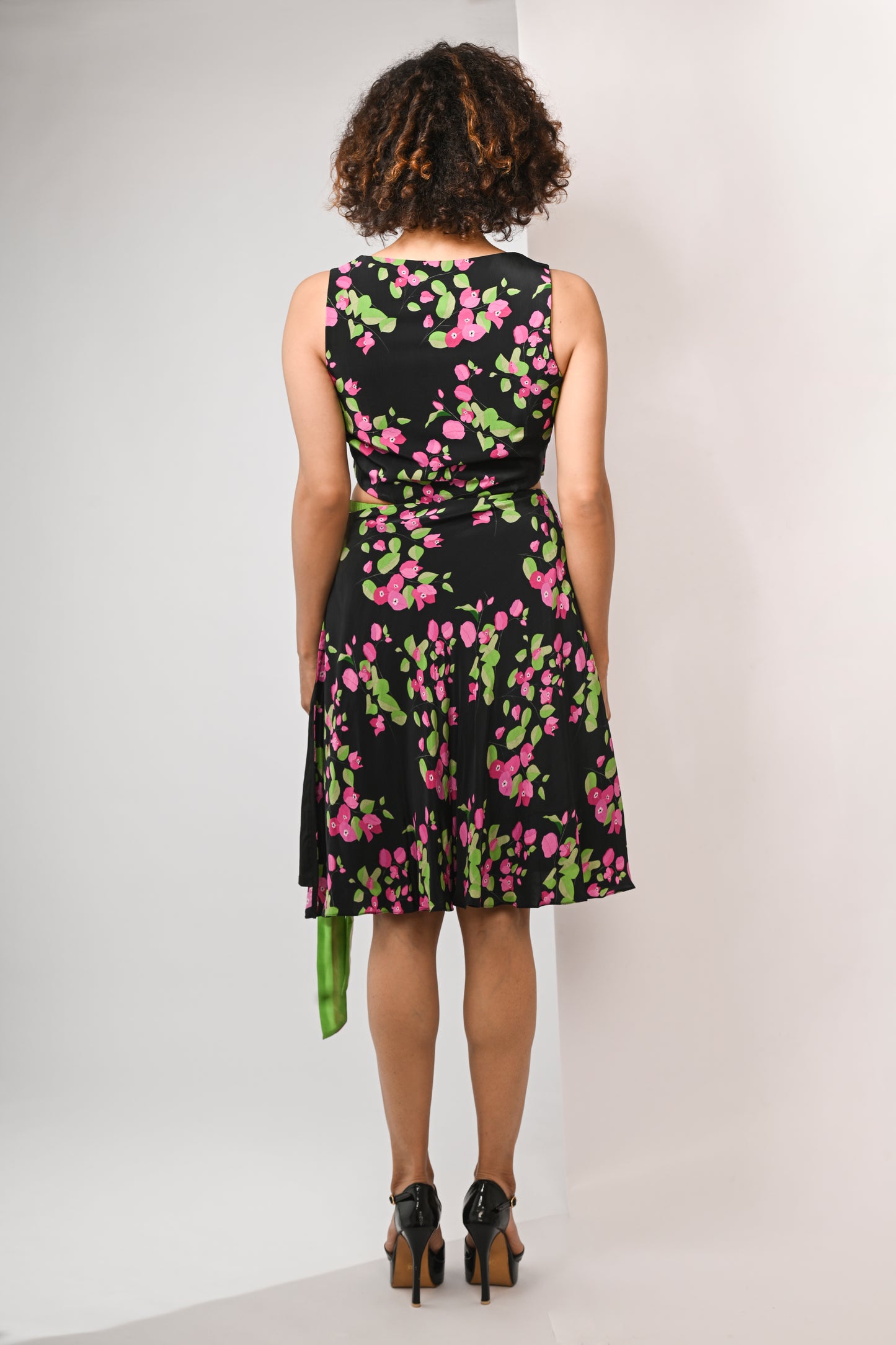 RNI/SS25/44